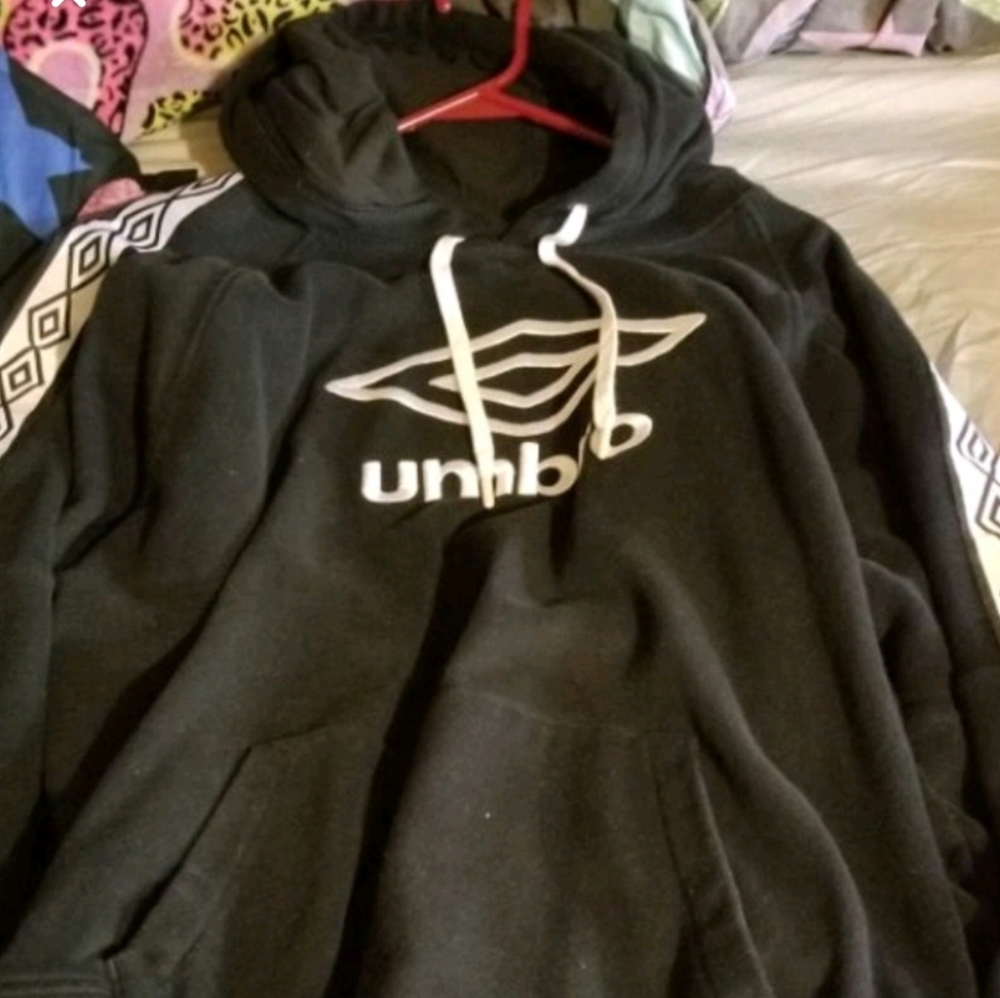 Mens xl umbro hoodie